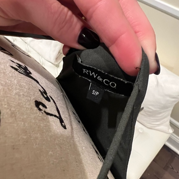 Olive Green Top - Picture 4 of 5